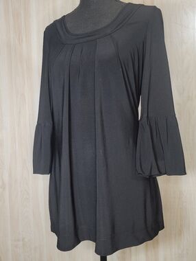 White House Black Market Black Blouse Top with Juliet Trumpet Sleeves Sz Sm